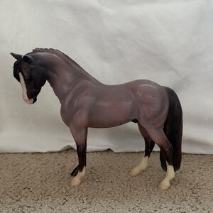 Breyer Brookeside Pink Magnum